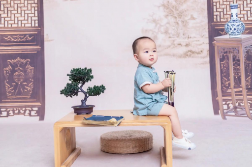 阳泉宝宝掉头发是怎么回事